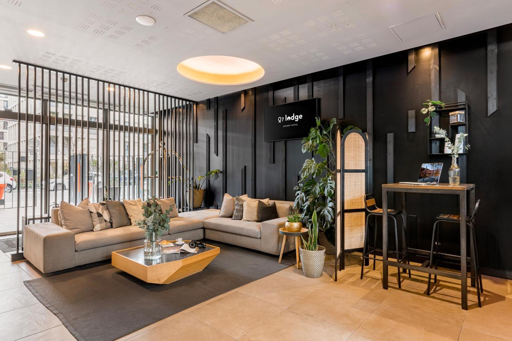 Appart Hotel Q7 Lodge Lyon 7 Bagian luar foto