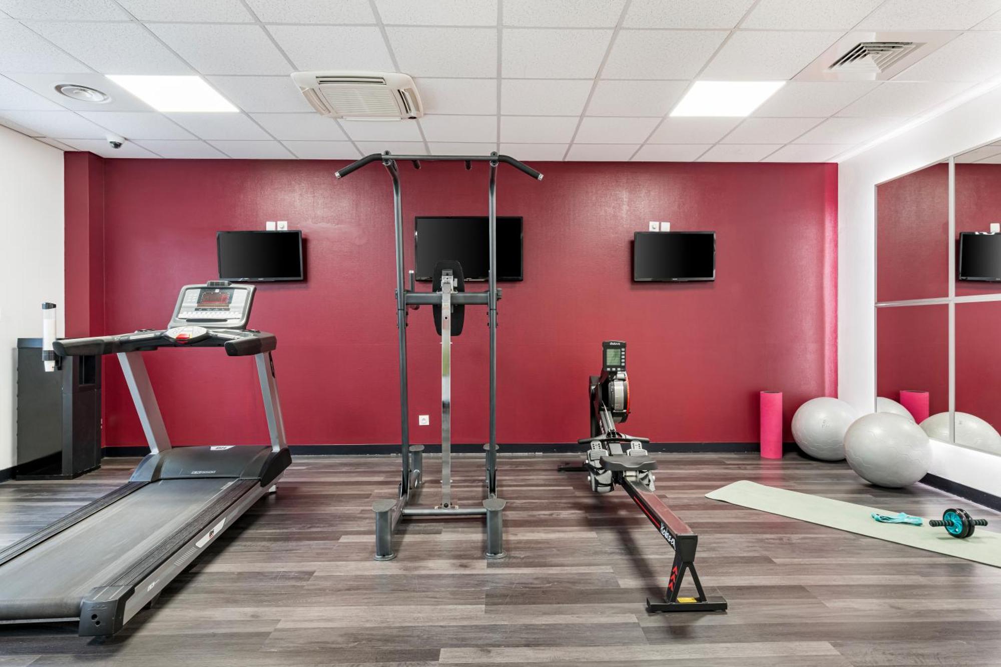 Appart Hotel Q7 Lodge Lyon 7 Bagian luar foto