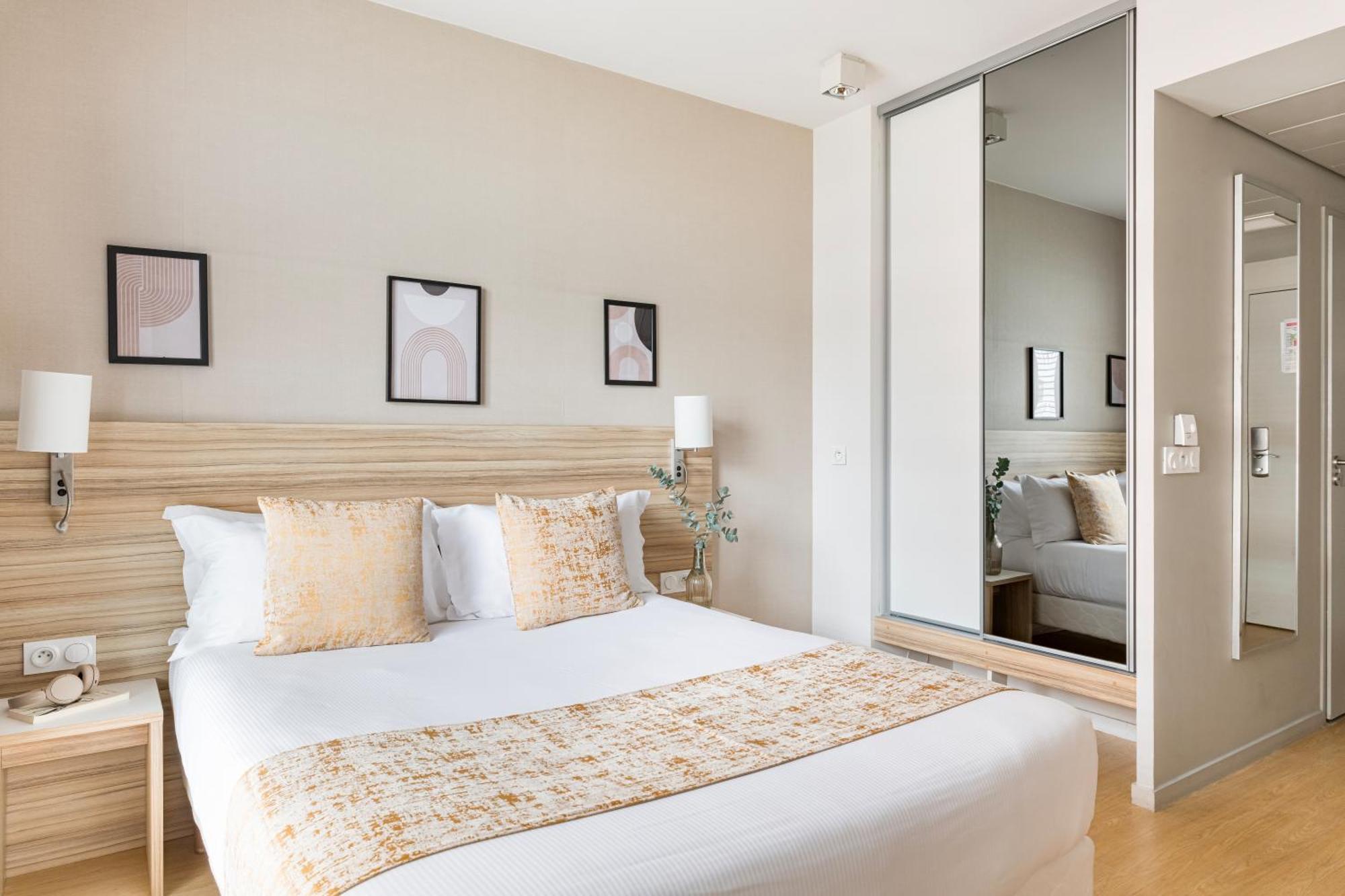Appart Hotel Q7 Lodge Lyon 7 Bagian luar foto