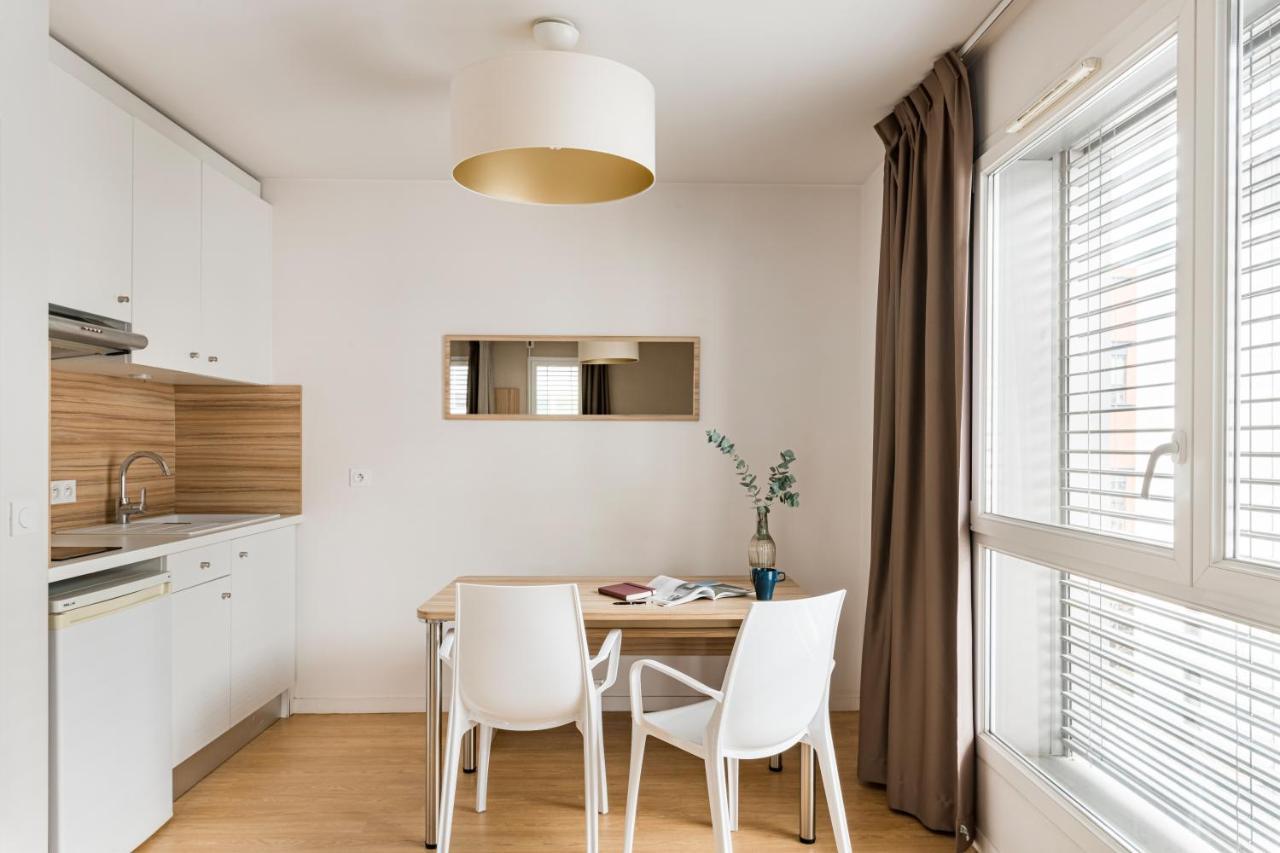 Appart Hotel Q7 Lodge Lyon 7 Bagian luar foto